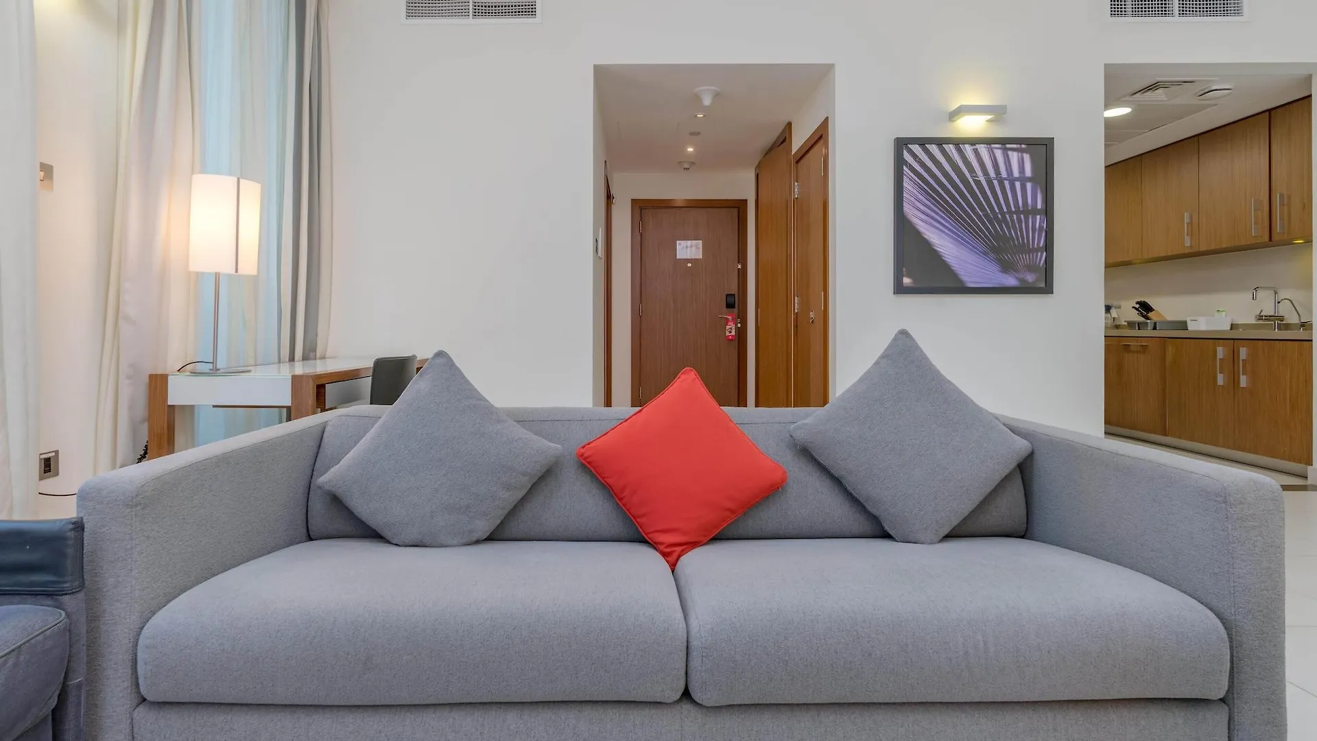 Aparthotel Adagio Abu Dhabi Al Bustan 4*,